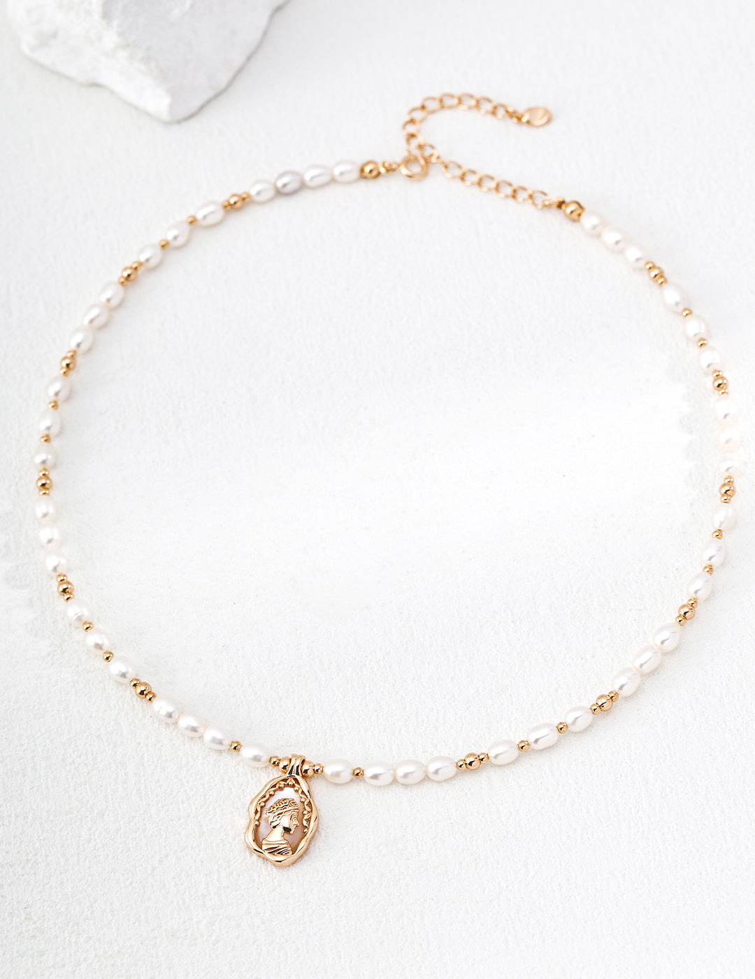 Elsa Necklace
