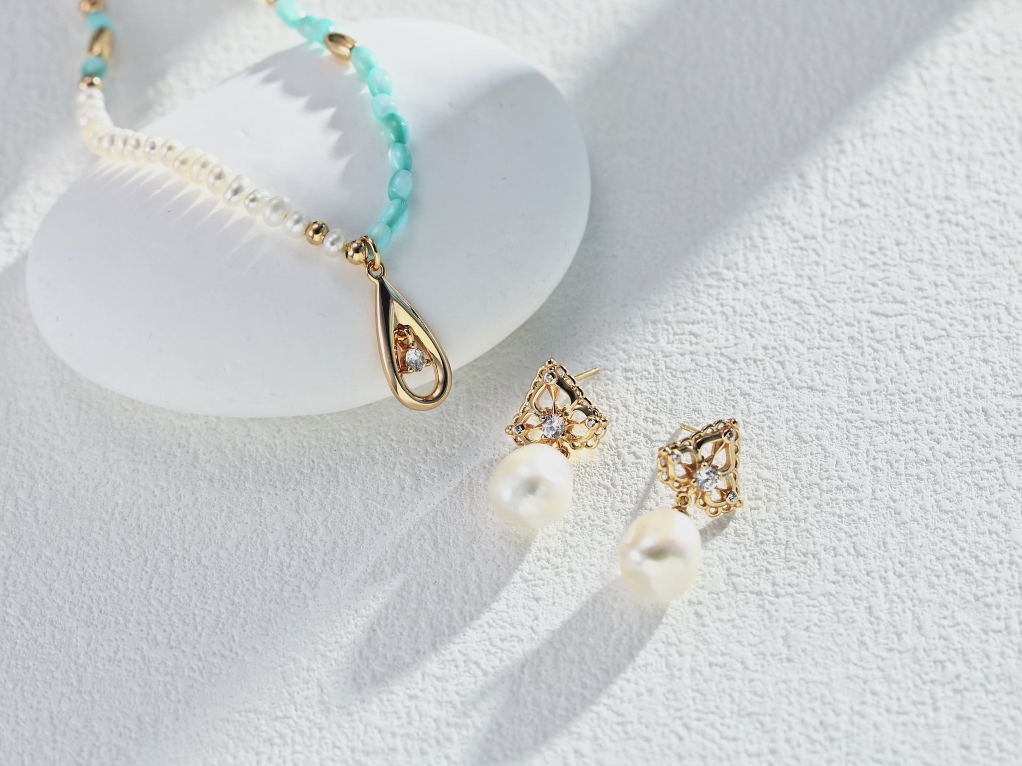 Luminous Bea Earrings in S925 Silver, with matching necklace, by Mezuille.